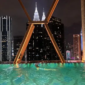 https://scarletz-suites-kuala-lampur-by-citycenter.kualalumpurs-hotels.com
